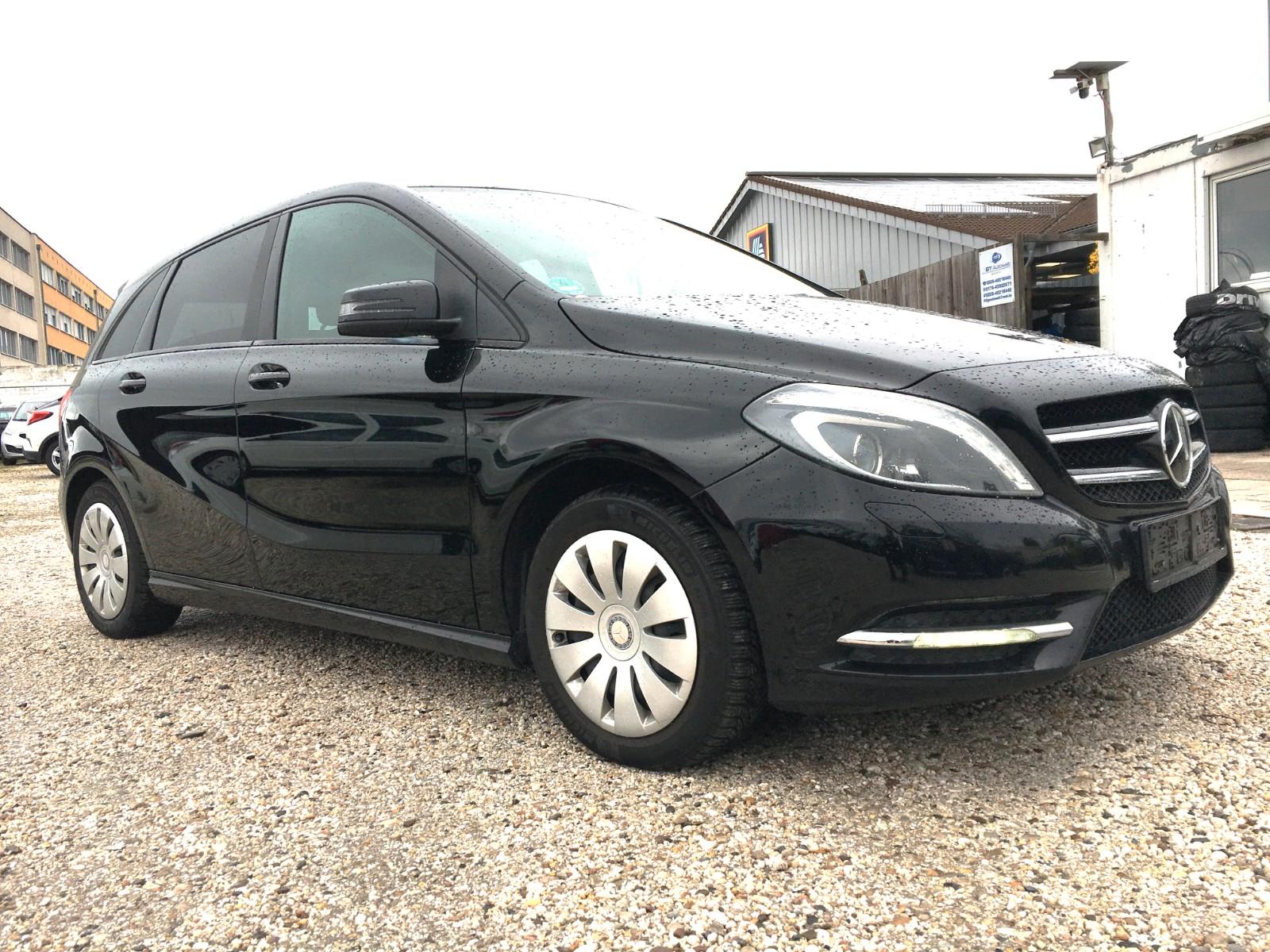 Mercedes-Benz B 180 B B 180 CDI / d NAVI PDC SHZ