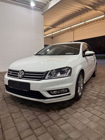 Volkswagen Passat Lim. R-Line Blue 4Motion*Standh.*VOLL*AHK