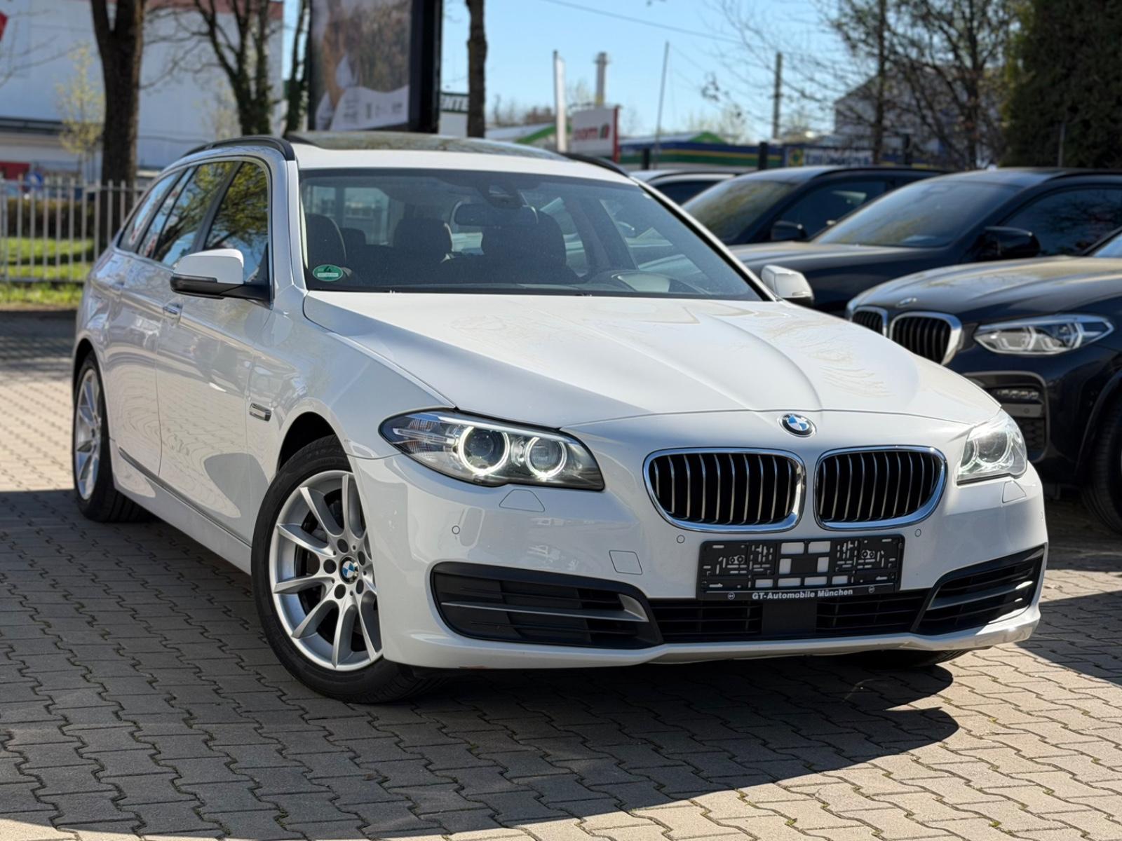 BMW 530d xDrive Navi Leder Soft-Close Panor. AHK ACC