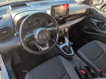 Toyota Yaris - 11