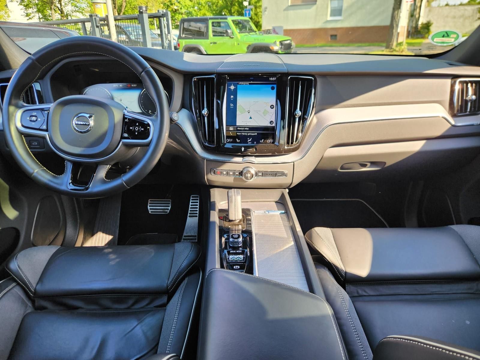 Volvo XC60 R Design AWD Vollausstattung foto 9