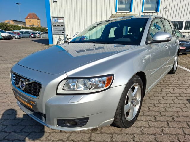 Volvo V50 Kombi 1.6 D Business Edition / 1 Hand