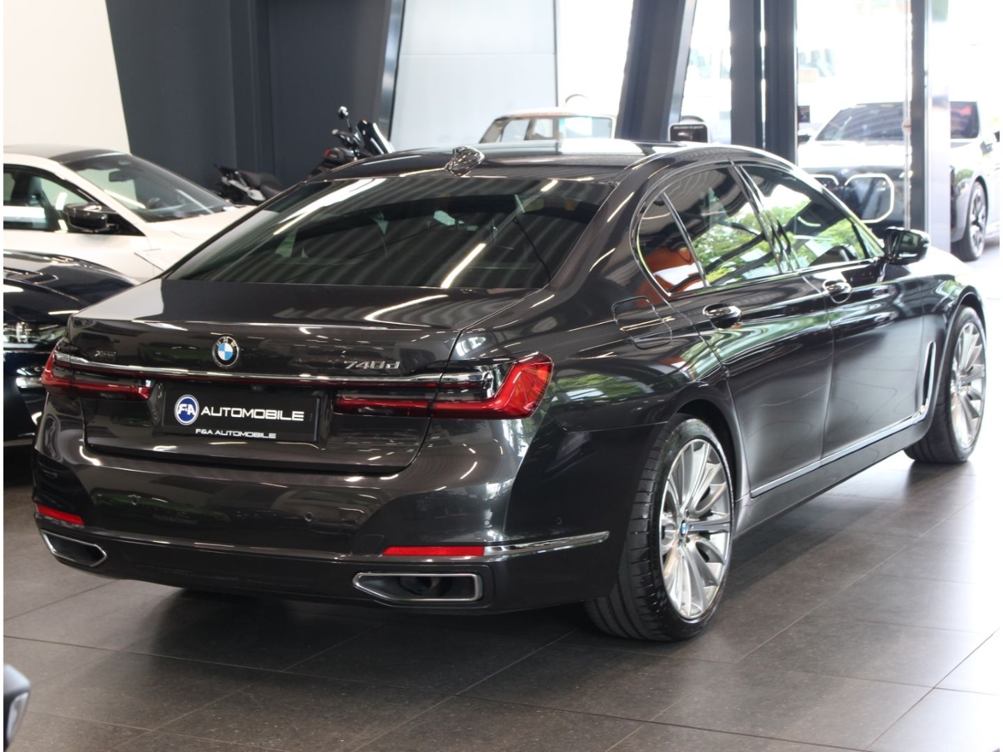 Fahrzeugabbildung BMW 740 d xDrive Laserlicht Standhzg.*HUD*Laser