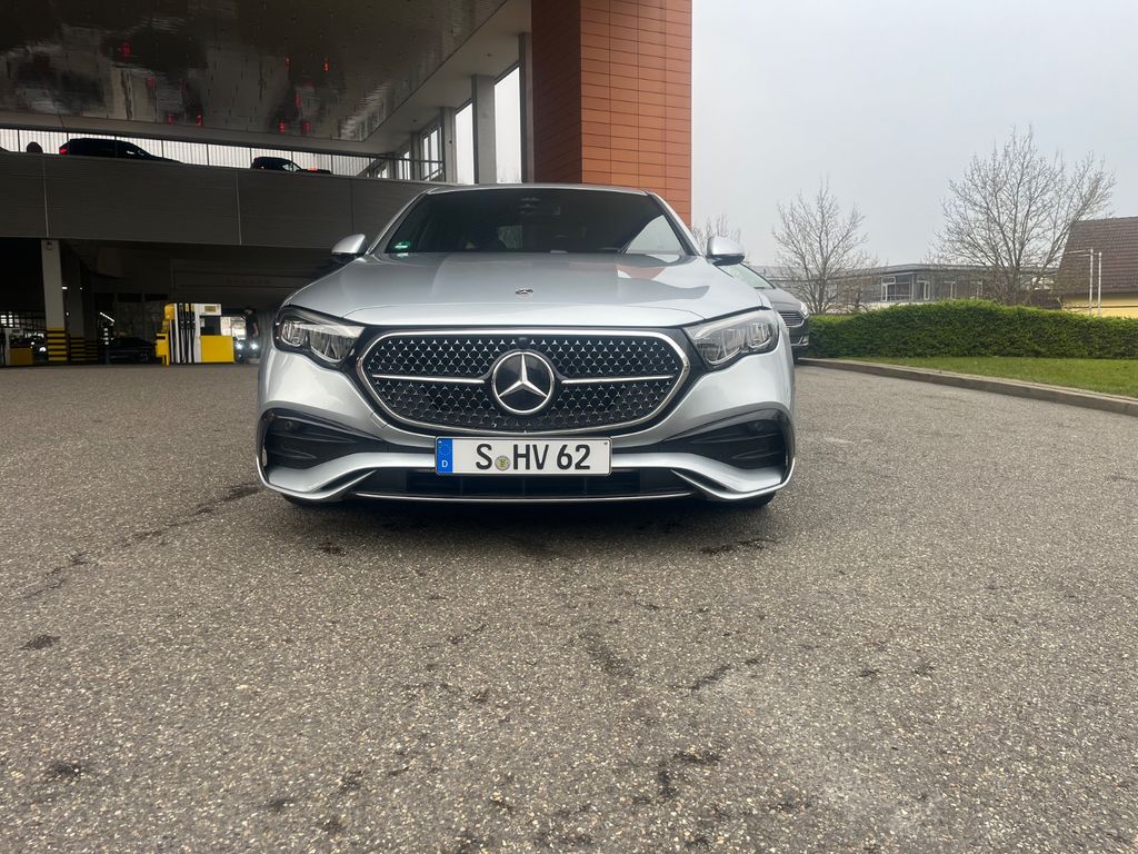 Mercedes-Benz E 220