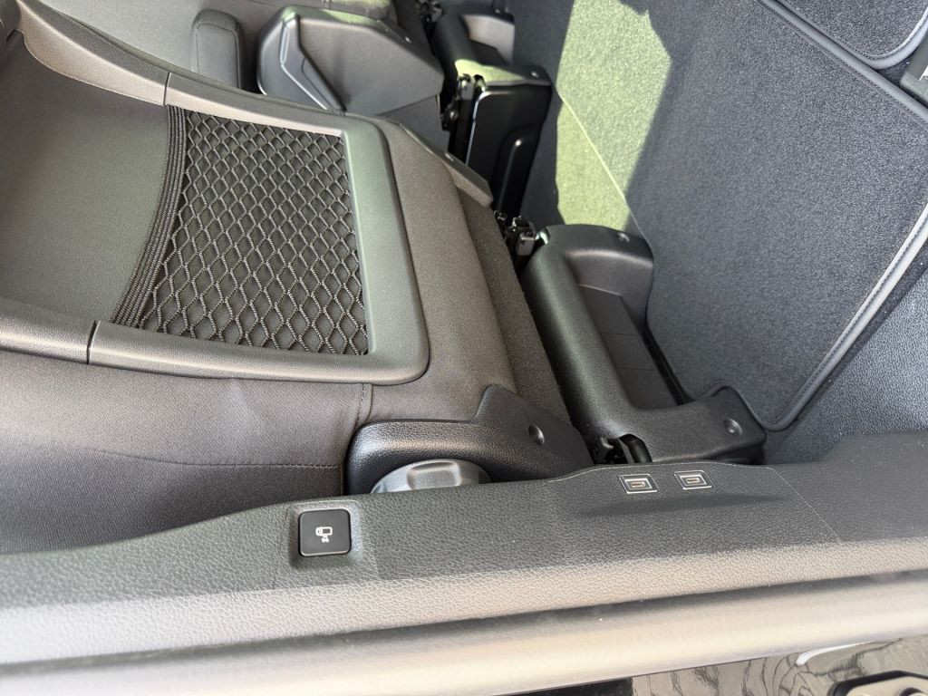 Fahrzeugabbildung Citroën Spacetourer M Diesel 180 Autm. Plus