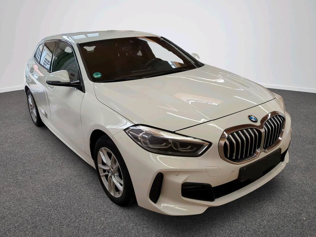Image of BMW 118