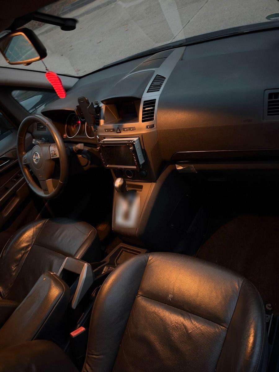 Opel Zafira 2005 — photo 9