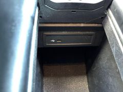 Fahrzeugabbildung Mercedes-Benz A 180d 7G-DCT LED NAVIGATION PDC TEMPOMAT