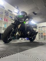 Kawasaki Z1000 SE Special Edition Akrapovic Service + TÜV - Offers matching your search criteria