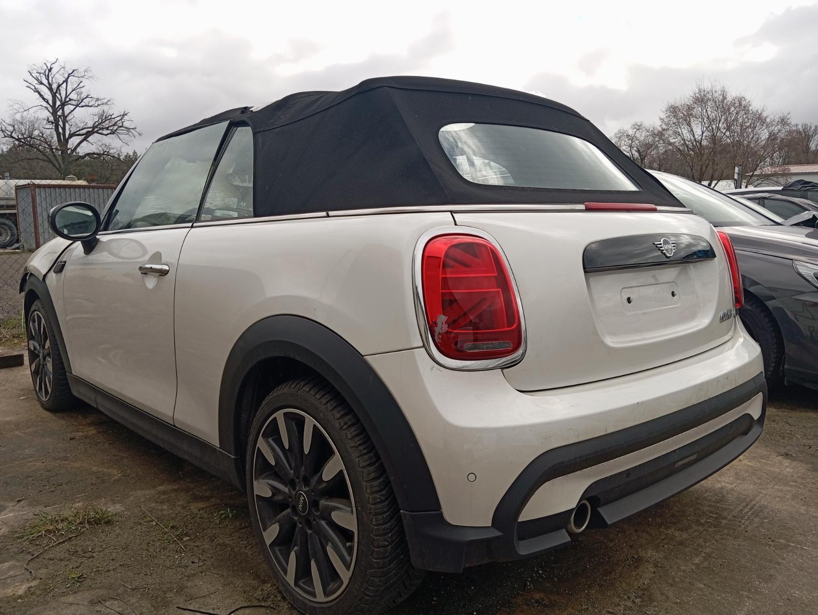 MINI Cooper Cabrio  III