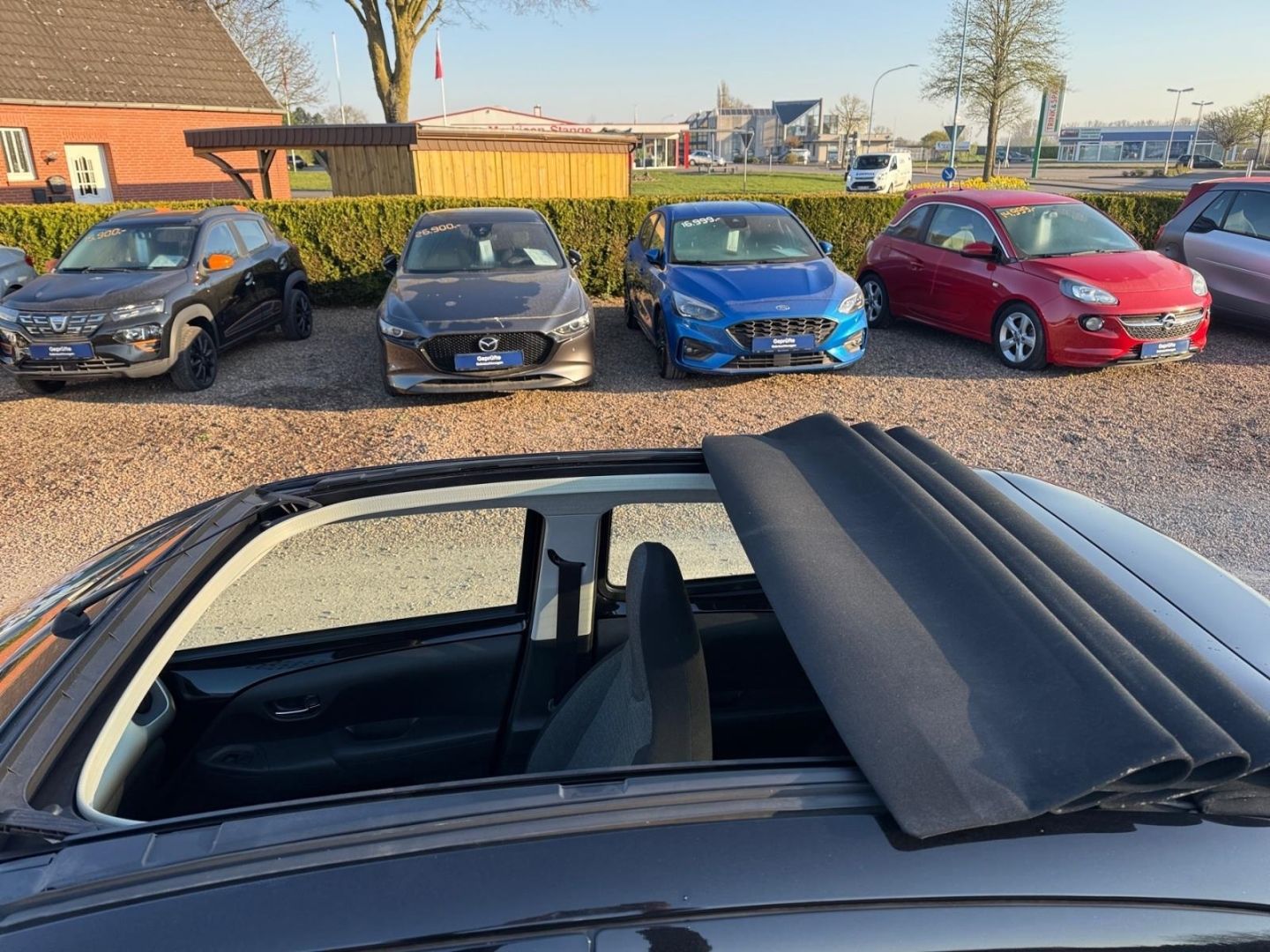 Fahrzeugabbildung Citroën C1 AIRSCAPE Shine 1.0 Klimaautomatik Sitzheizung