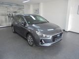 Hyundai i30 GDI Family+ WR+SR Kamera TÜV 10/2026 - Hyundai i30 Gebrauchtwagen in Stuttgart