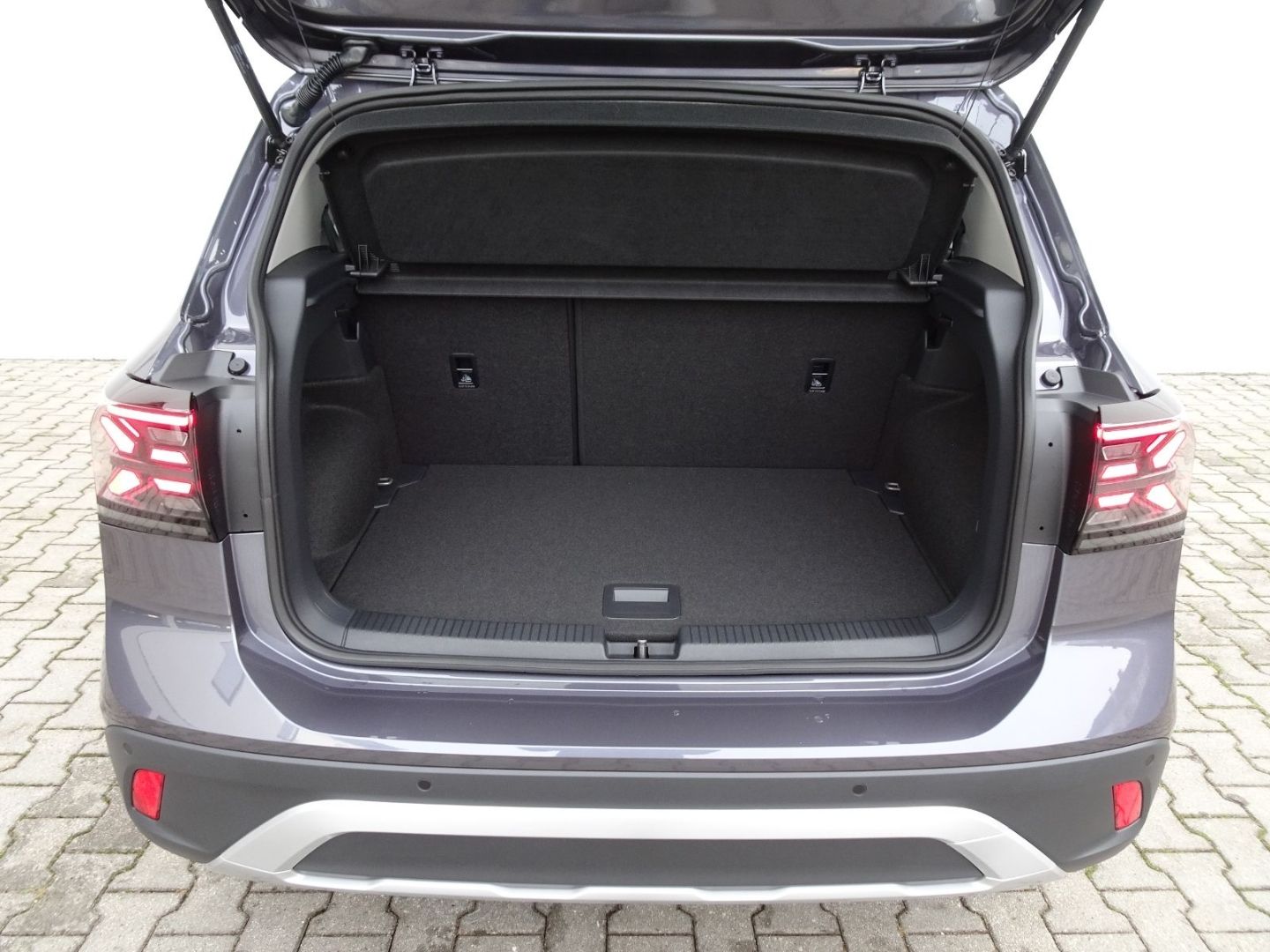 T-Cross 1.0 TSI DSG Style Navi/Kamera/LED/AHK