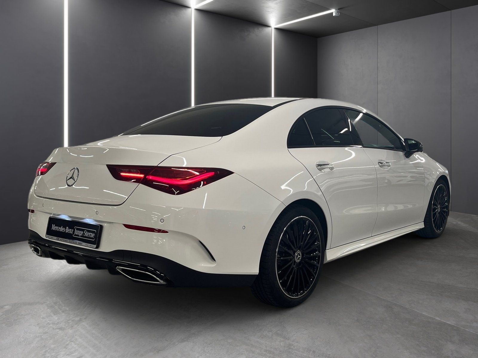 Fahrzeugabbildung Mercedes-Benz CLA 200 AMG*Pano*Distronic*Totwinkel*Night*360°*