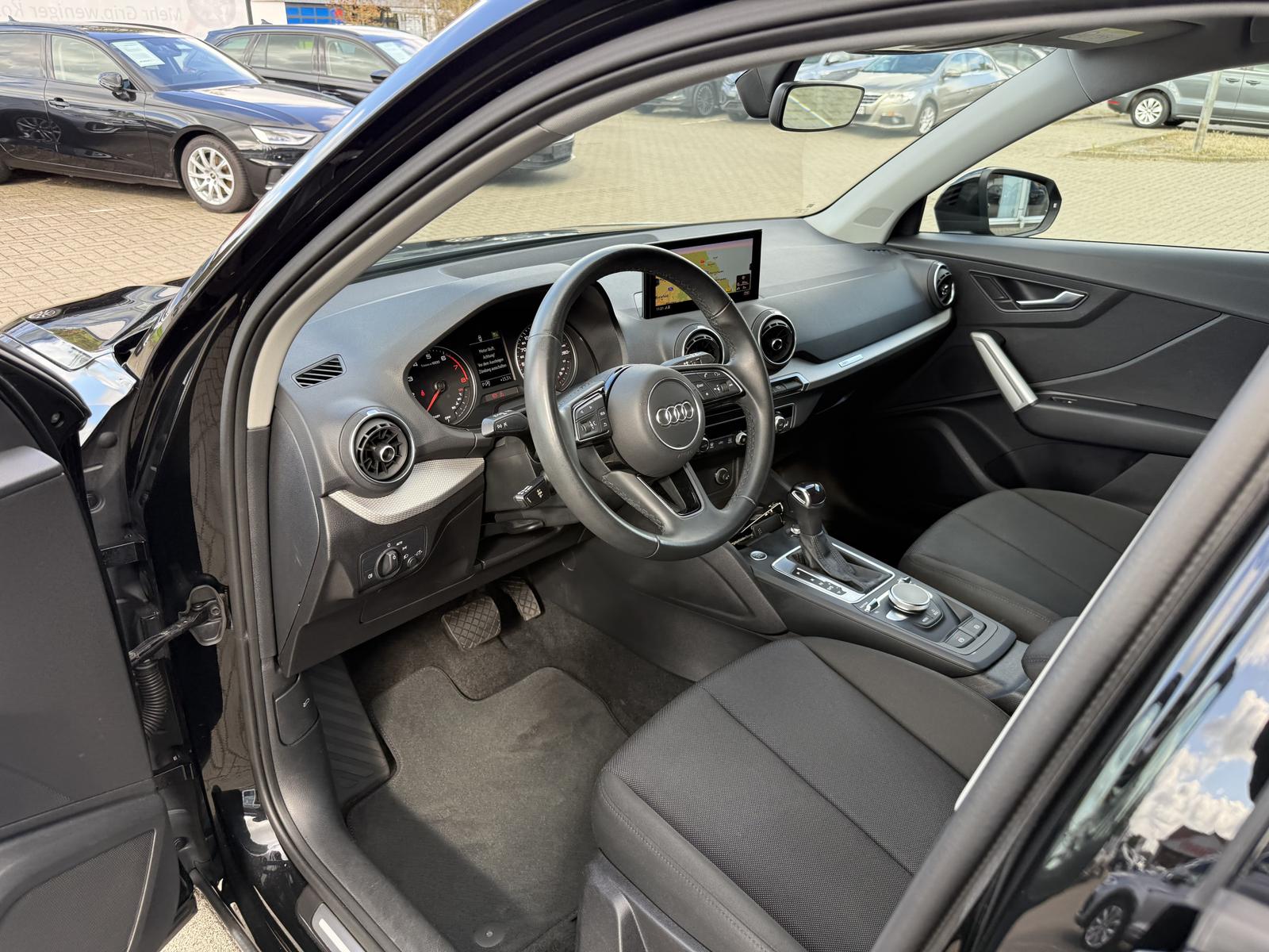 Audi Q2 35 TFSI Advanced,R-Kamera,Kessy,Navi,2-Zonen