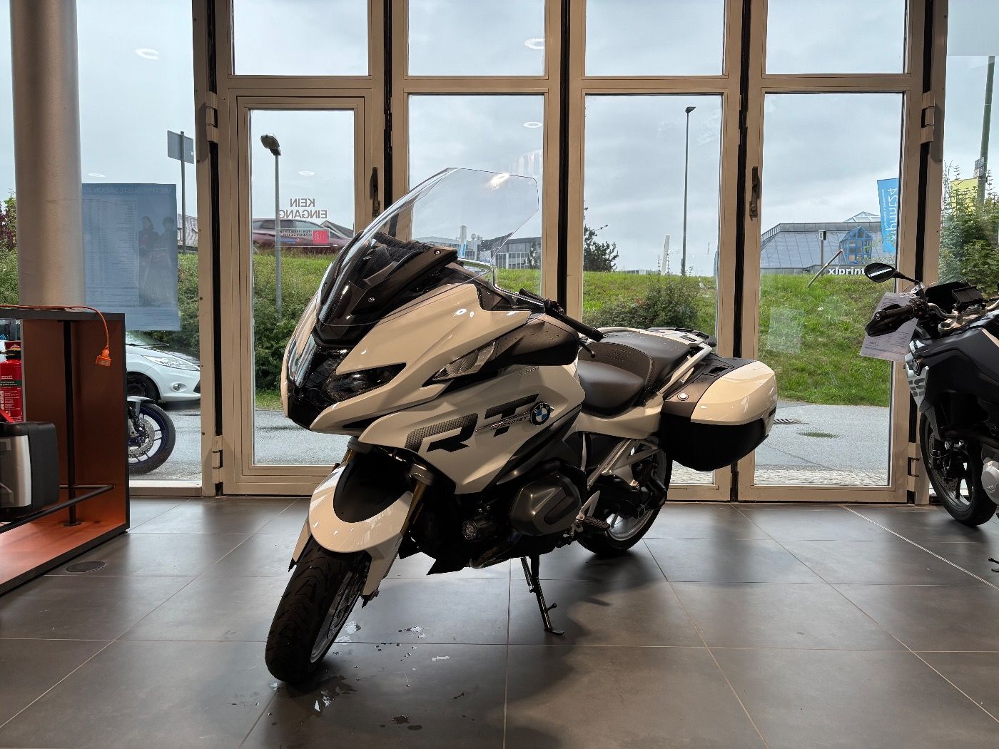 Fahrzeugabbildung BMW R 1250 RT 2 Pakete ACC