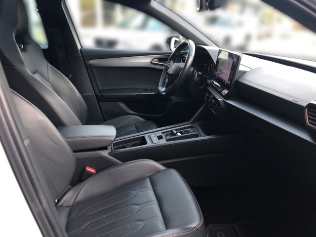Cupra Leon Sportstourer VZ 4Drive PANO AHK PERFORMANCE