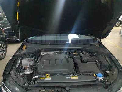 Golf VIII 2.0 TDI DSG GOAL LED PLUS+AHK+ACC+APP+