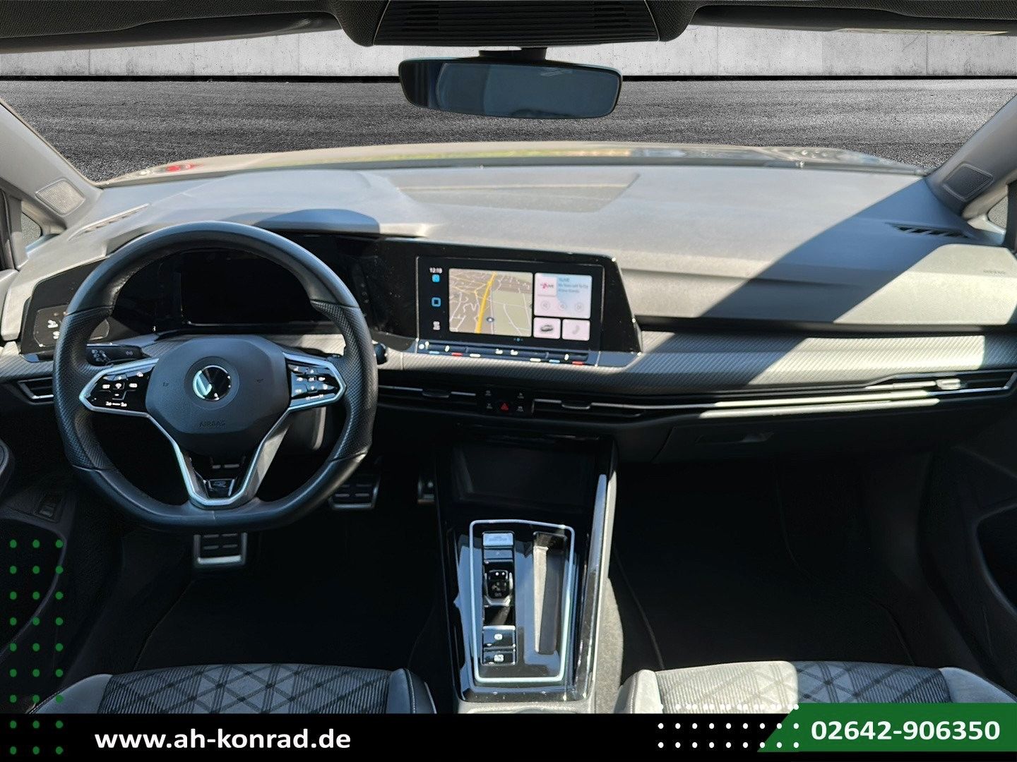 Fahrzeugabbildung Volkswagen Golf Variant R-Line 2.0 TSI 140kW*AHK*STANDHE