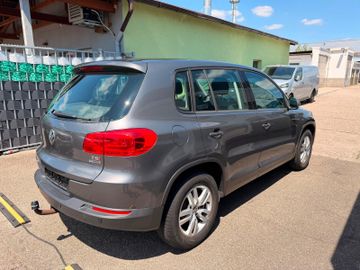Volkswagen Tiguan - 3