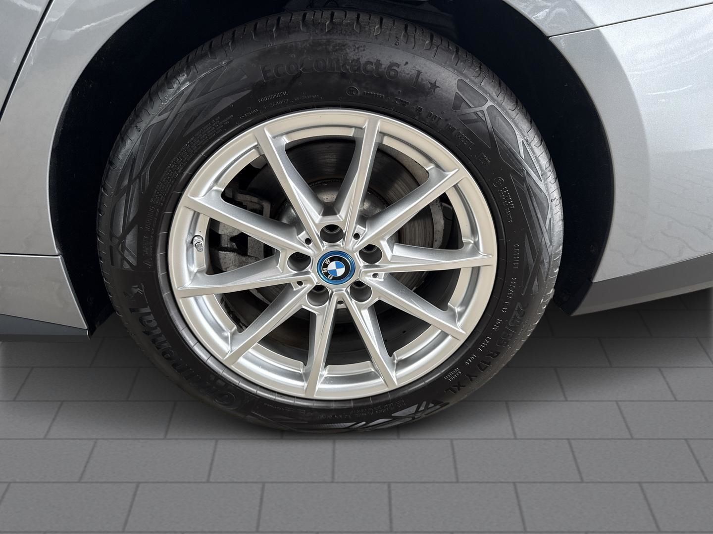 BMW i4 eDrive35 LED ACC El. Heckklappe Mehrzonenklim foto 6