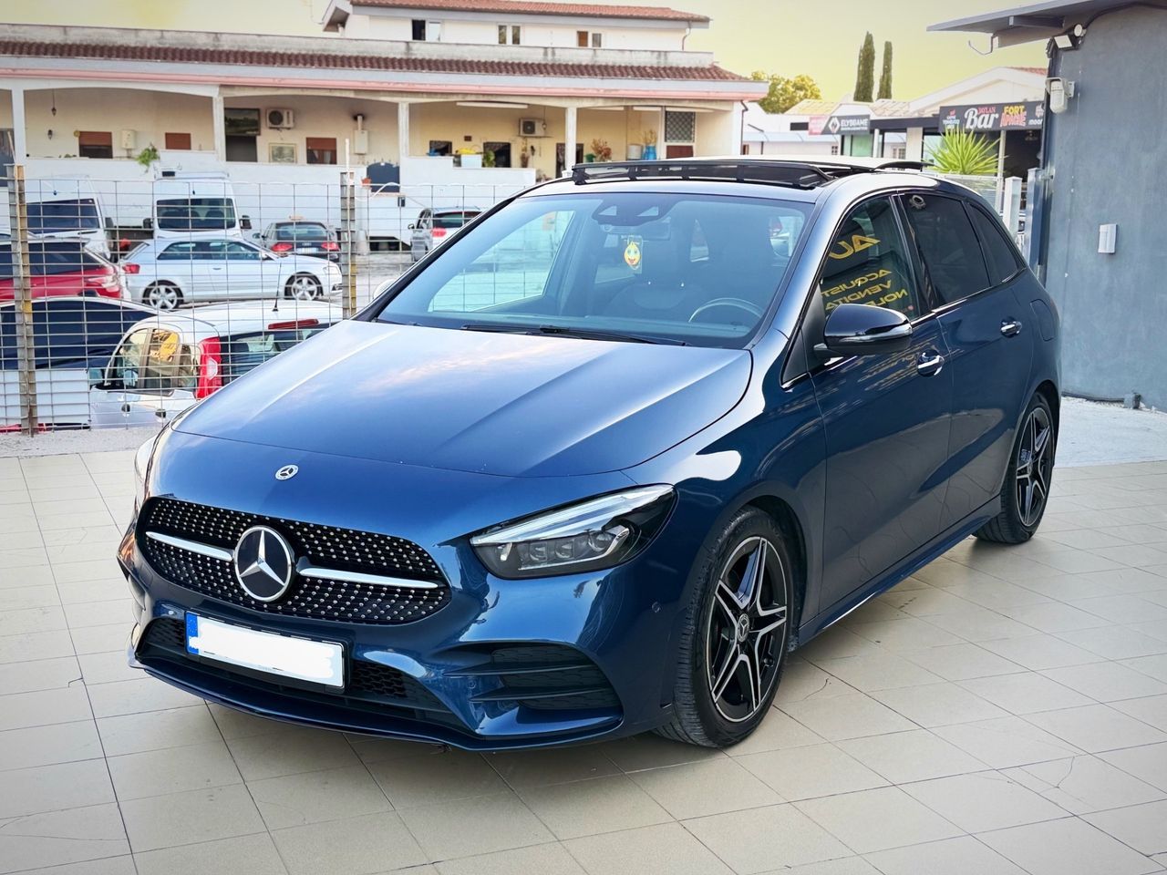 Mercedes-Benz Mercedes-benz B 180 Automatic Premium Garanzia 1 imagem 2