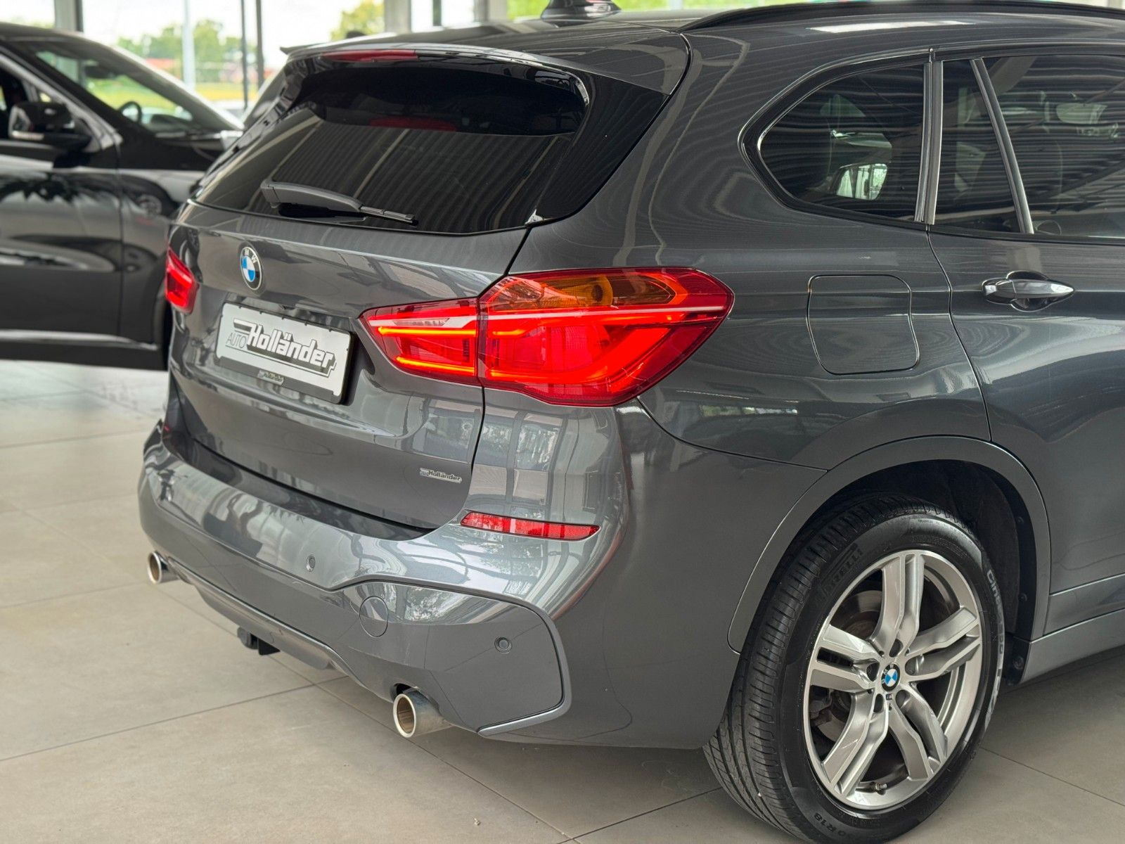 Fahrzeugabbildung BMW X1 xDrive 2.0i M Sport   "Leder PANO Kamera"