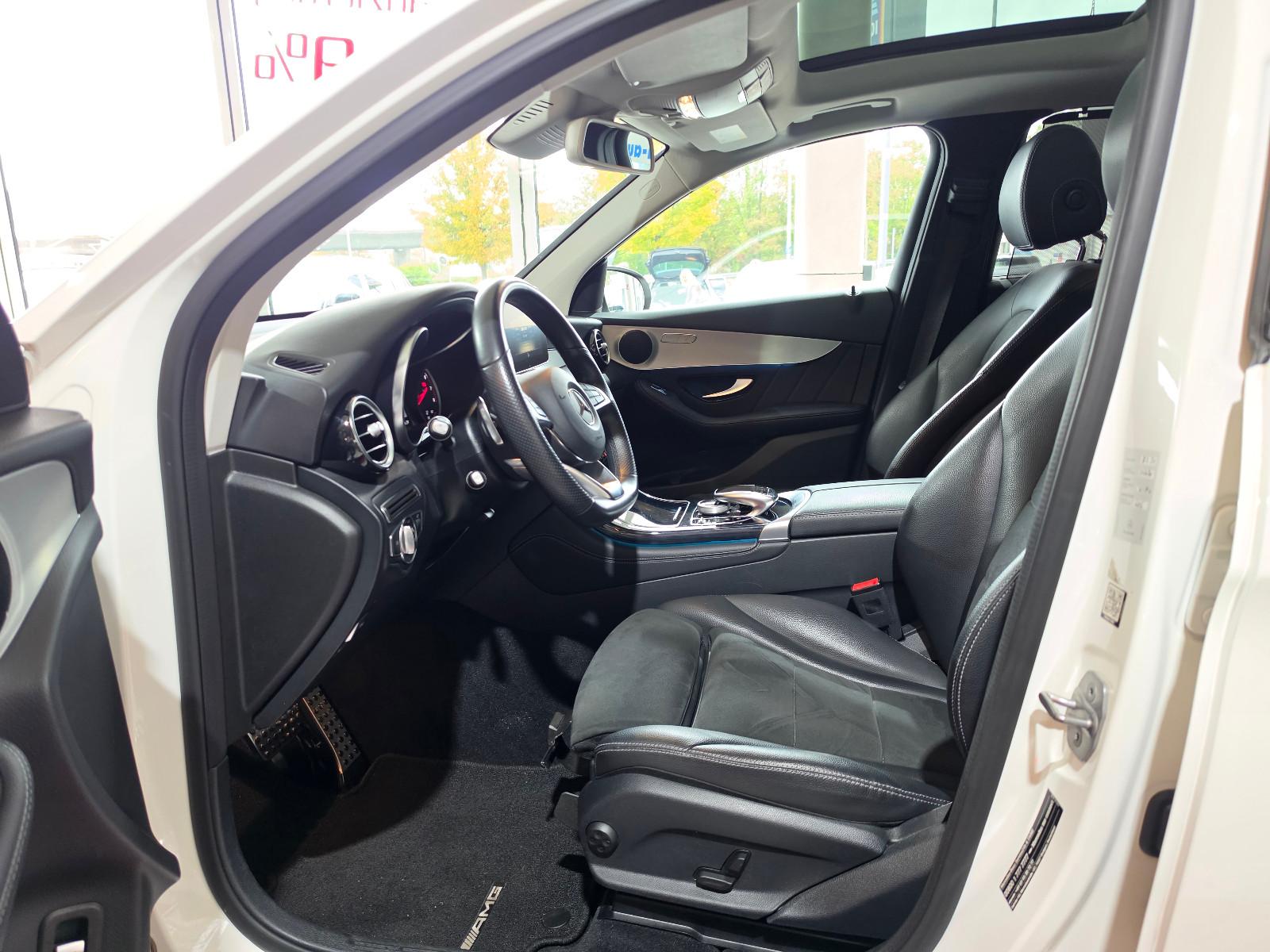 Mercedes-Benz GLC 300 4Matic AMG Line+LED+KAMERA+19" AMG+