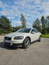 Volvo C30 D5 132KW - Volvo C30: Automatik
