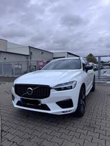 Volvo XC60 B4 D R Design Geartronic R Design - Volvo Gebrauchtwagen in Nürnberg