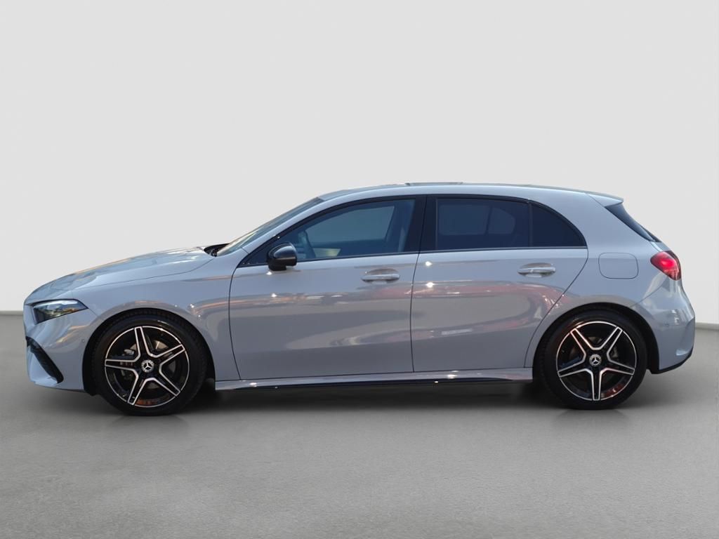 Fahrzeugabbildung Mercedes-Benz A 180 Kompaktlimousine AMG Line*Night Paket*LED