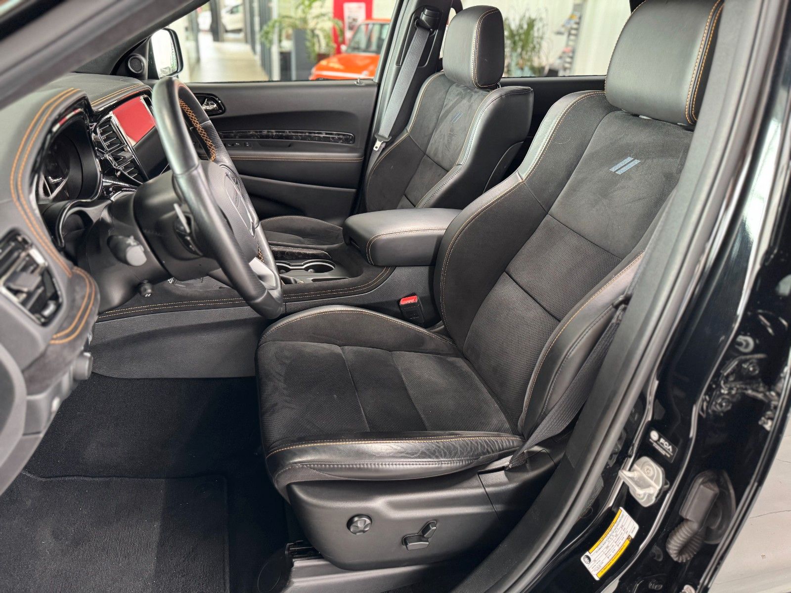 Fahrzeugabbildung Dodge Durango 5,7 R/T LPG AHK Hemi Orange