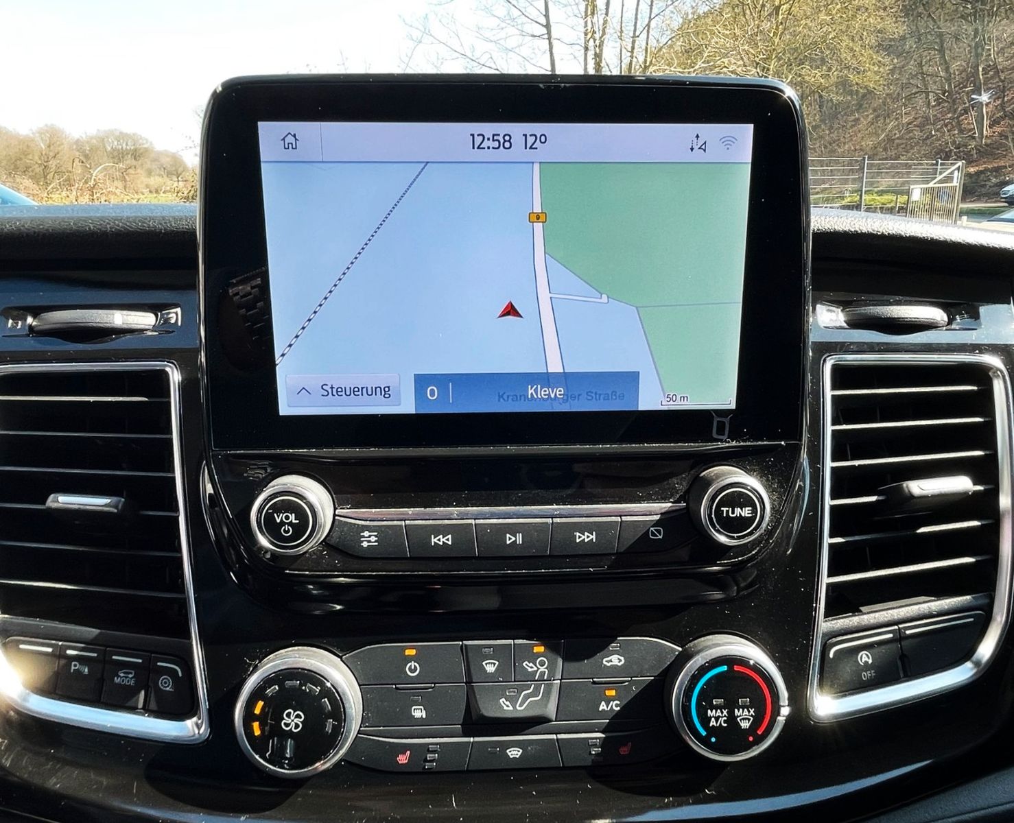 Fahrzeugabbildung Ford Transit Custom 290 SPORT NAVI SITZH AHK tLEDER