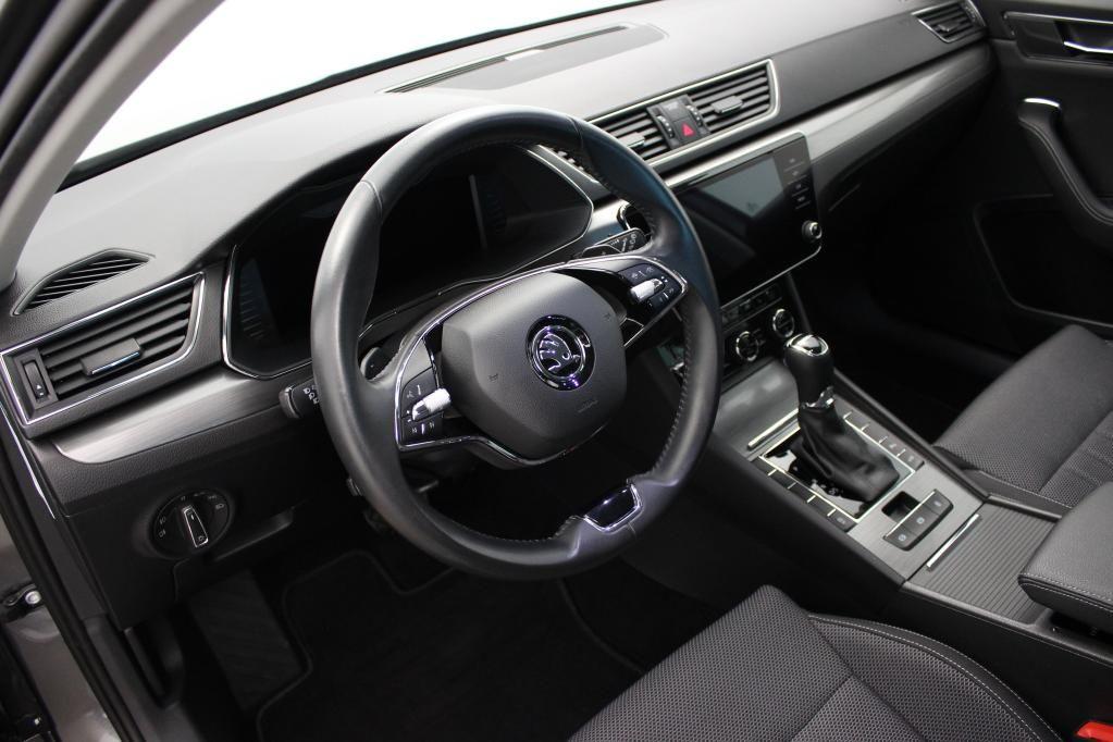 Skoda Superb Combi Style 2.0 TDI 110kW DSG LED*NAV*PDC, миниатюра 24