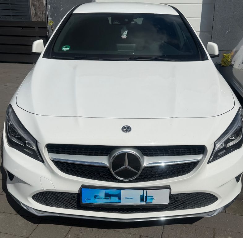 Image of Mercedes-Benz 200