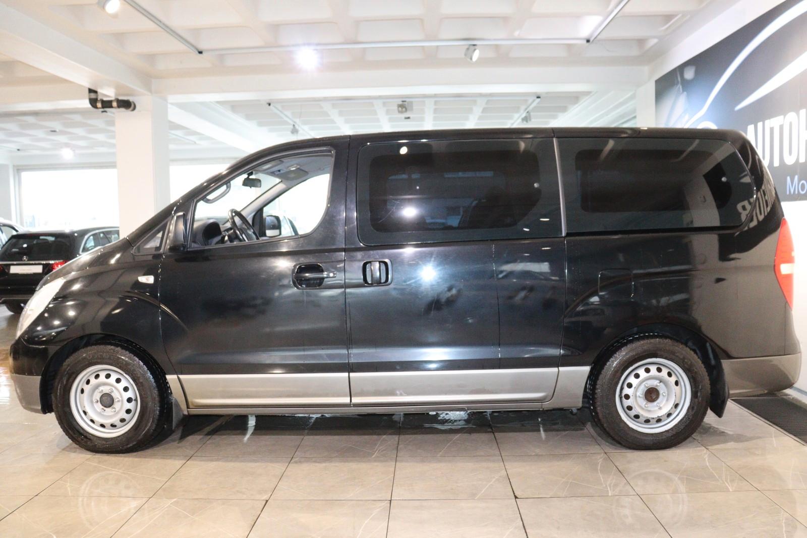 Hyundai H-1 Travel *8-Sitzer*Klima*PDC*AHK 2,3t