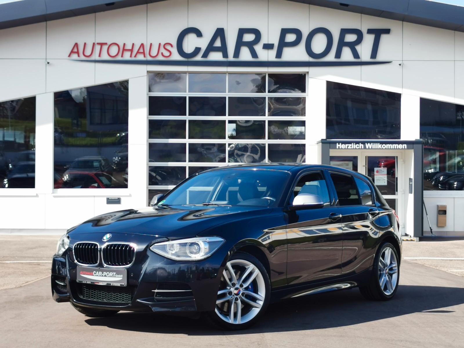 BMW M135 i | xDrive | KEYLESS | H&K | LEDER |