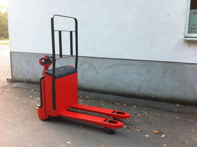 Linde T16