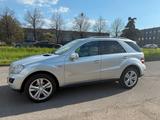 Mercedes-Benz Mercedes-benz ML 300 ML 300 CDI BlueEFFICIENCY P - Mercedes-Benz ML 300 Gebrauchtwagen