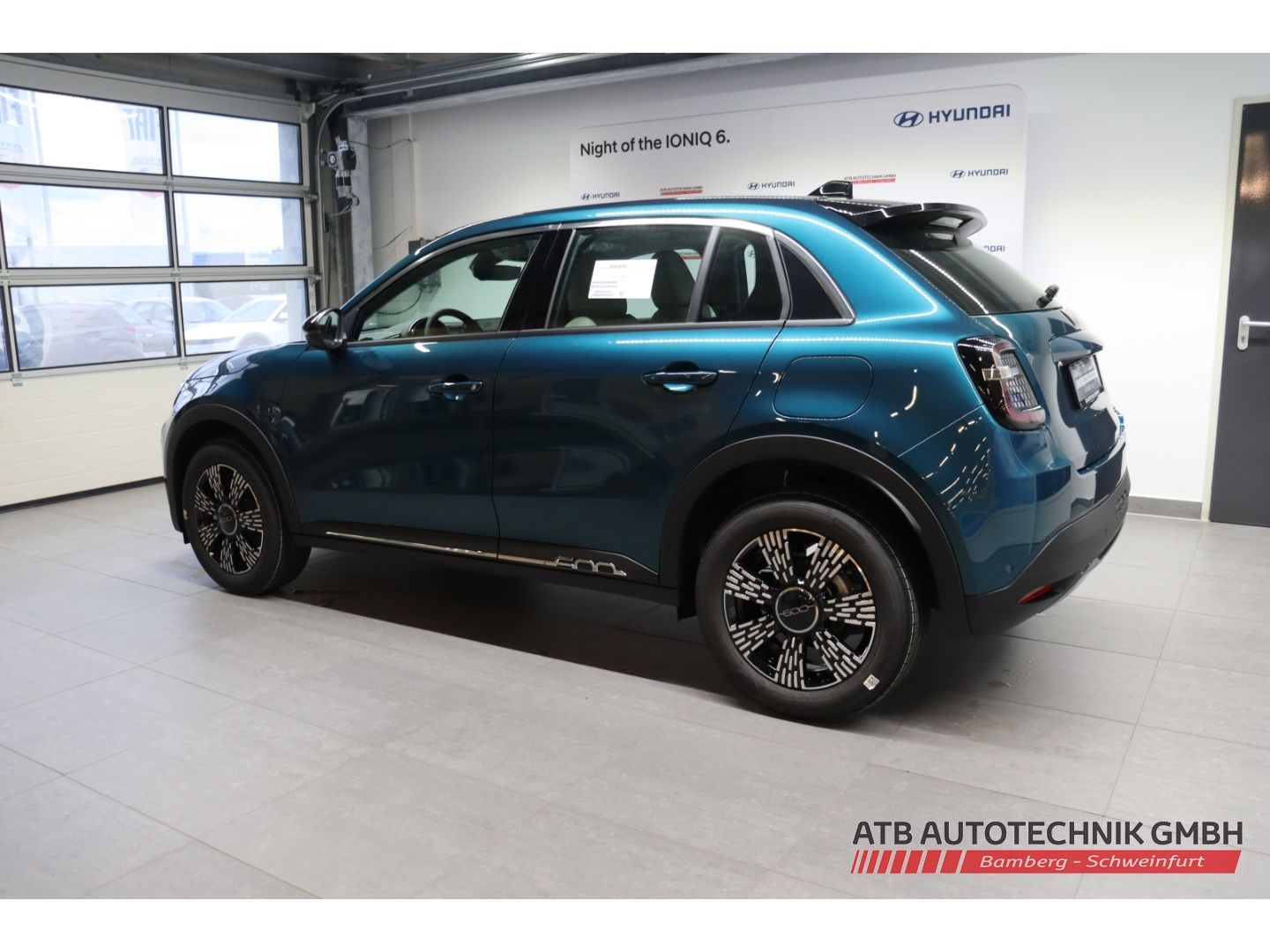 Fahrzeugabbildung Fiat 600 Hybrid 1,2 T3 74kW (100PS) Style-Paket