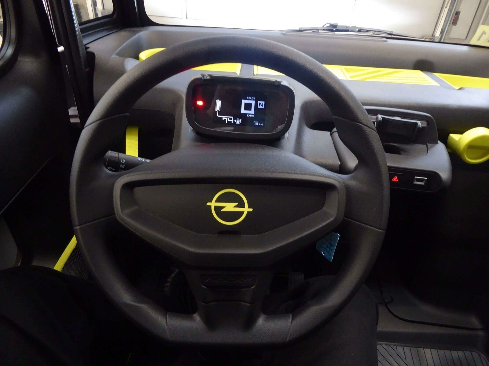 Fahrzeugabbildung Opel Rocks-e Rocks-e TeKno Vorführwagen