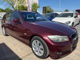 BMW 318 3 Touring 318d+SITZHEIZUNG+KLIMAAUTOMATIK+BC - BMW 3er Reihe aus 2009: Kombi
