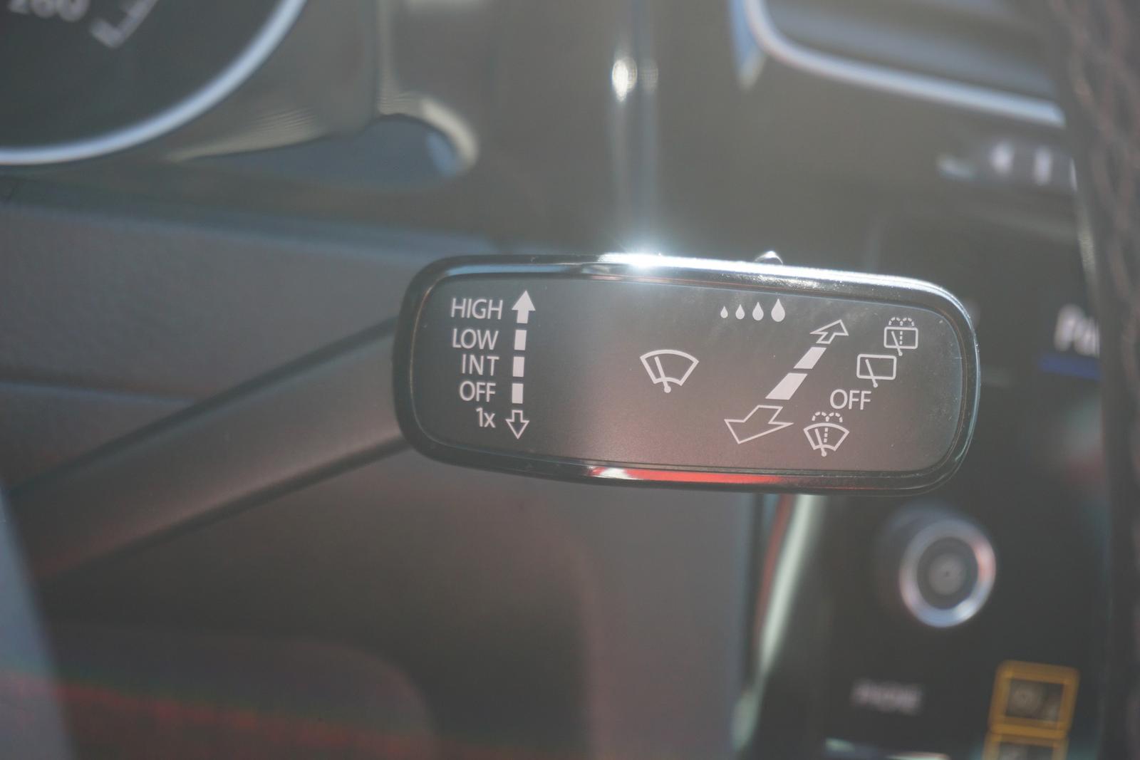 Volkswagen Golf VIII 1.5 TSI LED ACC Tempomat Totwinkel, миниатюра 24