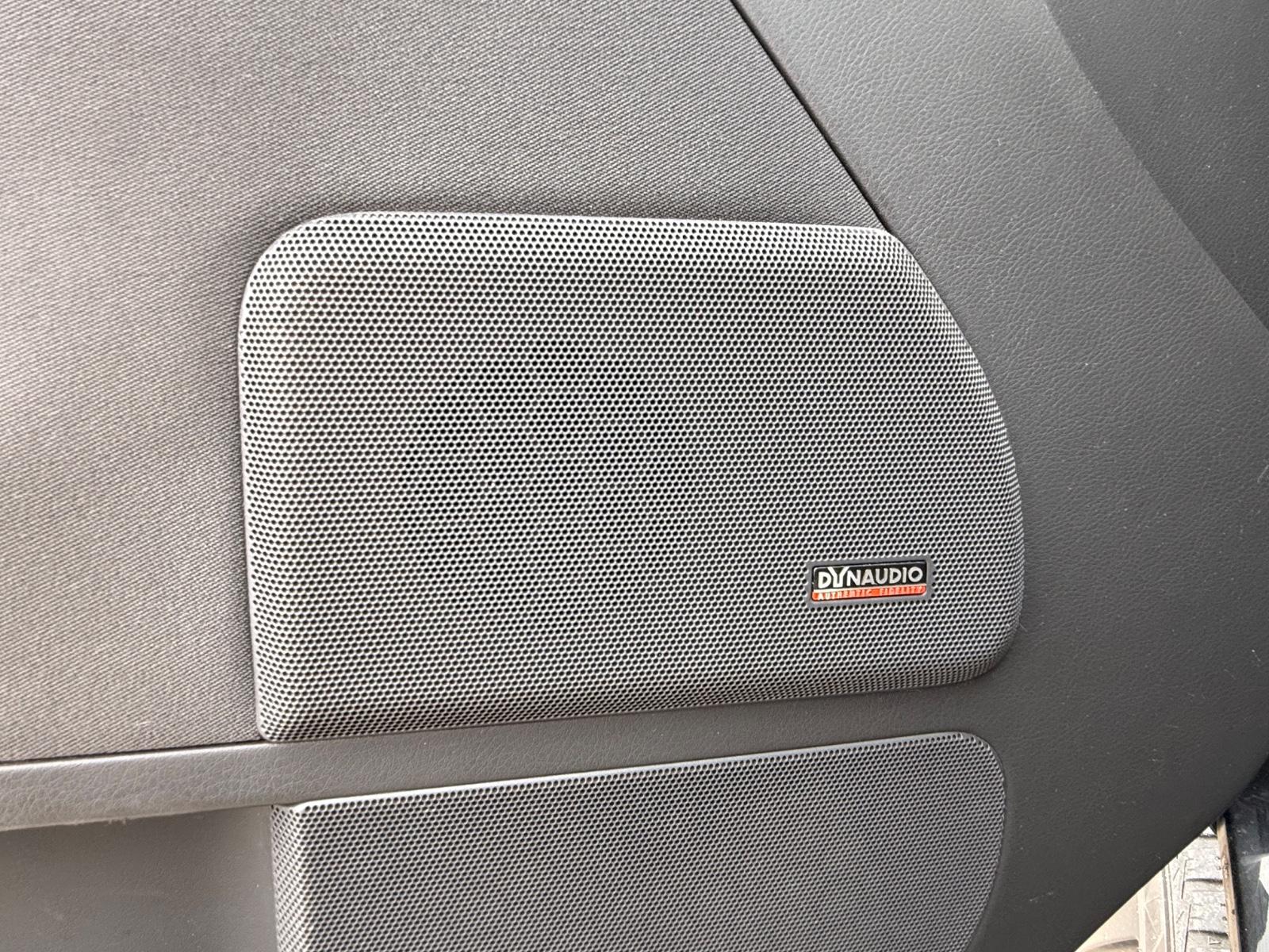 Volkswagen T5 Multivan 2.0 180ch DSG 4Motion 7 places Dynaudio Chauffage stationnaire Caméra
