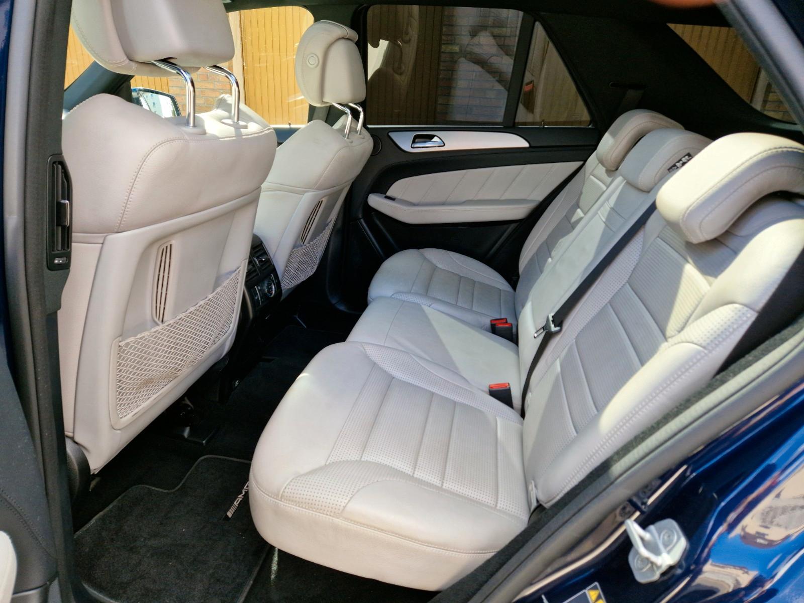 Mercedes-Benz ML 63 AMG ML Premium/Lückenlos Checkheftgepflegt
