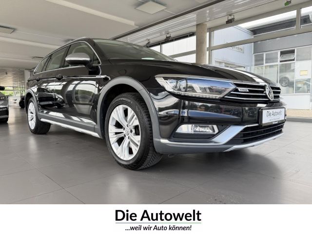 VW Passat Variant Alltrack 4Mo 2.0 TDI DSG NAVI ACC