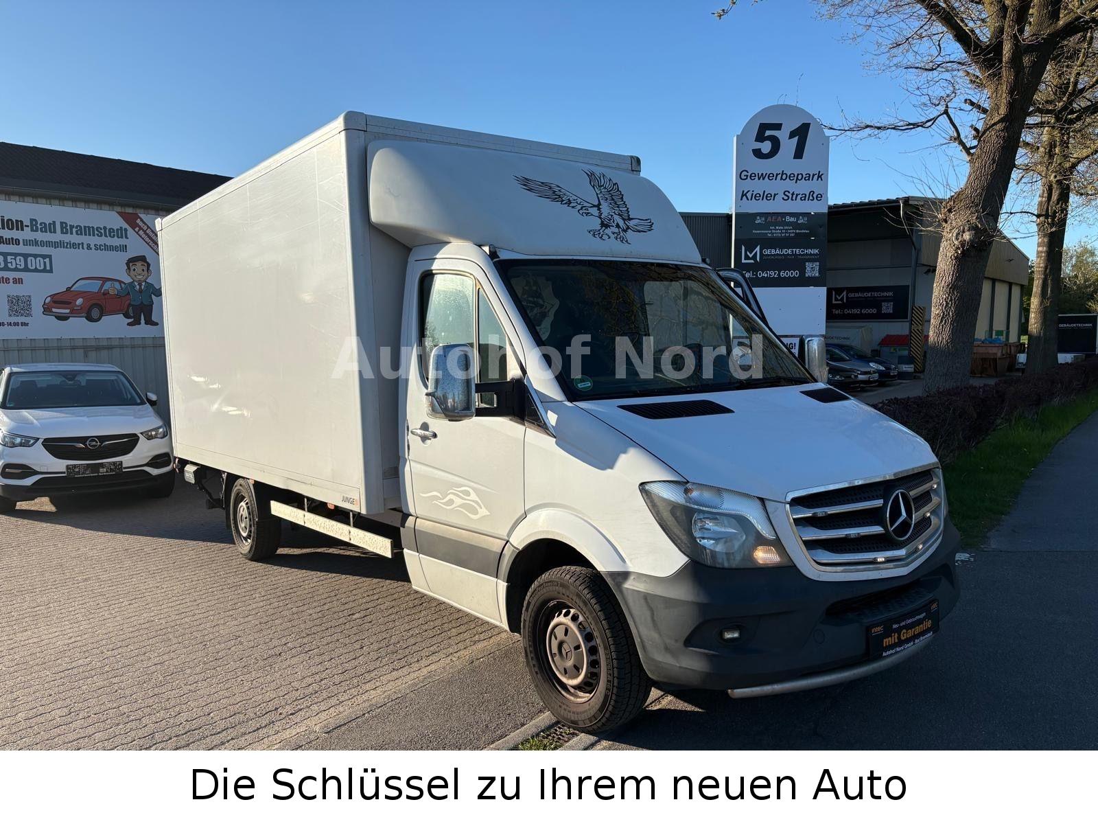 Mercedes-Benz Sprinter II mit Laderampe