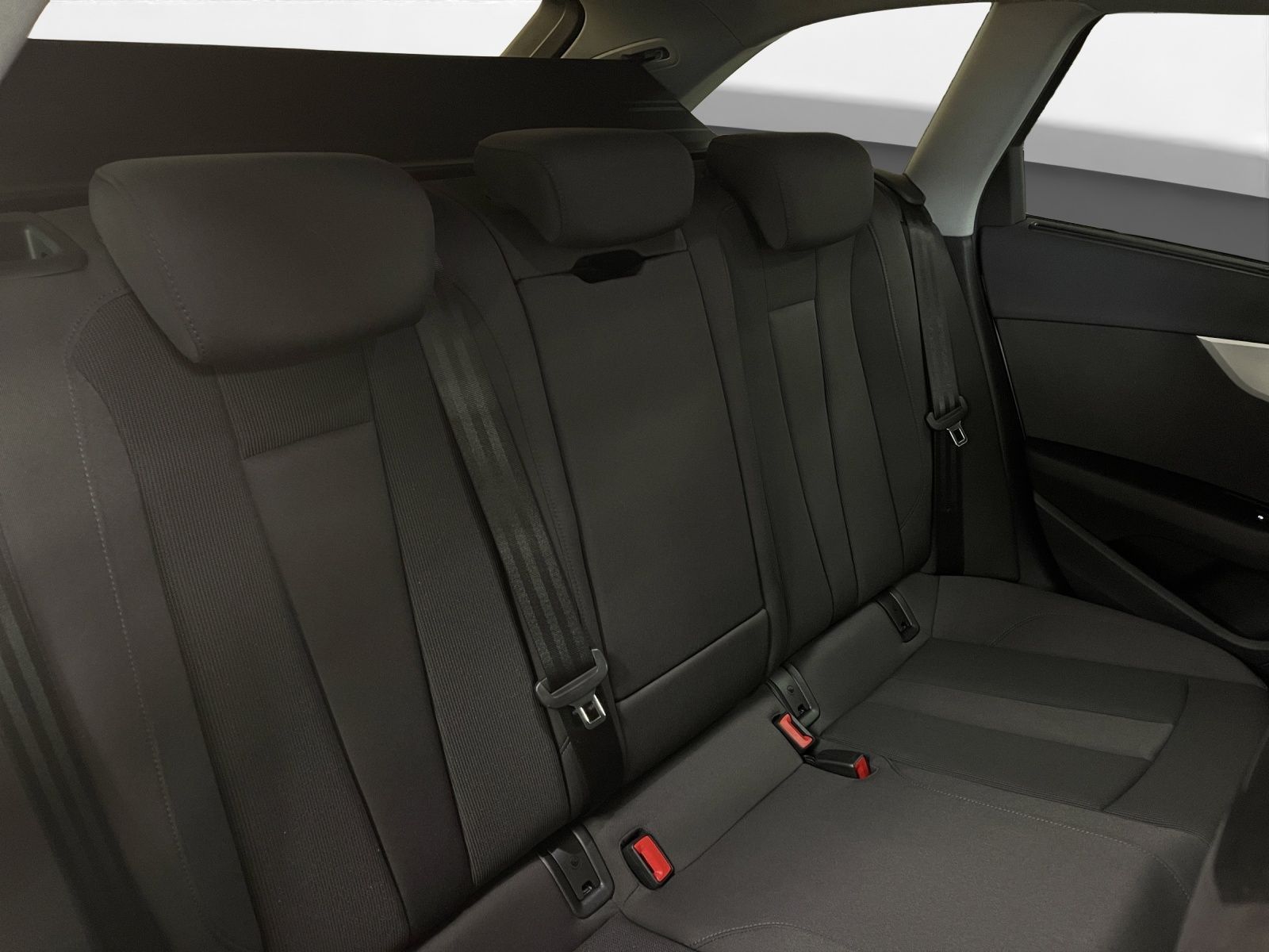Audi A4 - Bild 17