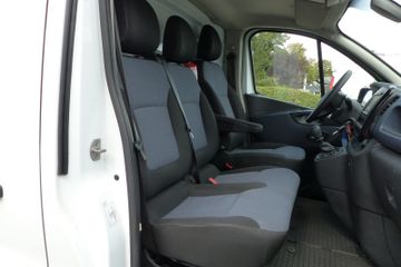 Opel Vivaro - 9