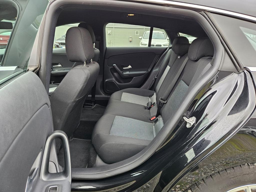 Mercedes-Benz CLA 180 Shooting Brake